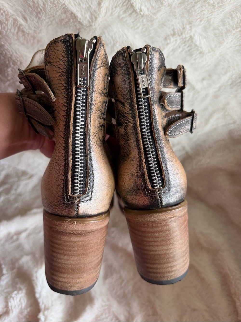 Freebird by Steven "Randi" heels in beautiful distressed pewter gold metallic - Picture 10 of 12